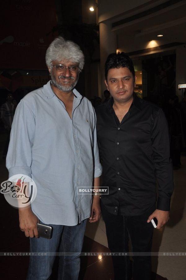 Vikram Bhatt and Bhushan Kumar pose for the camera at the Music Launch of Creature 3D (332037)