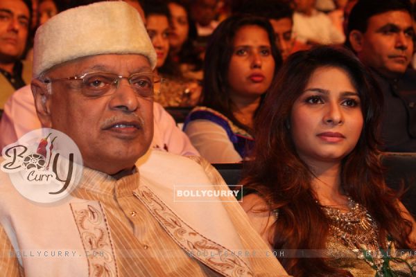 Tanishaa Mukerji was at The Raj Kapoor Awards