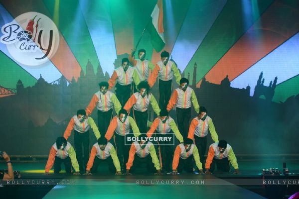 Dancers perform at the Trailer Launch of Happy New Year