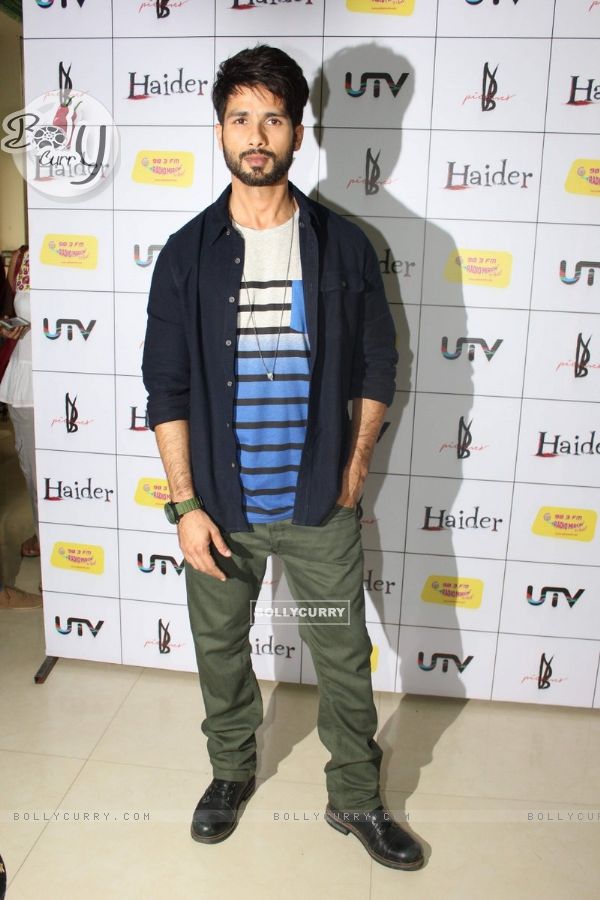 Shahid Kapoor poses for the media at the Music Launch of Haider