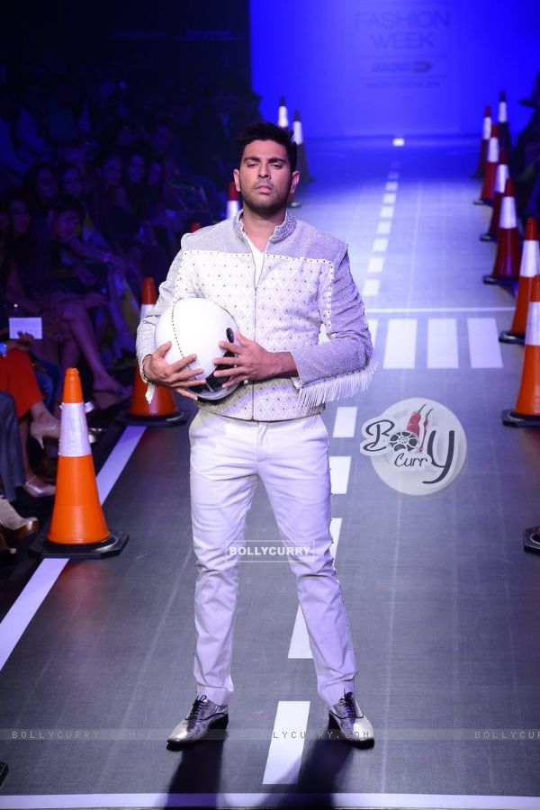 Yuvraj Singh walks the ramp for Arjun Khanna at the Lakme Fashion Week Winter/ Festive 2014 Day 5