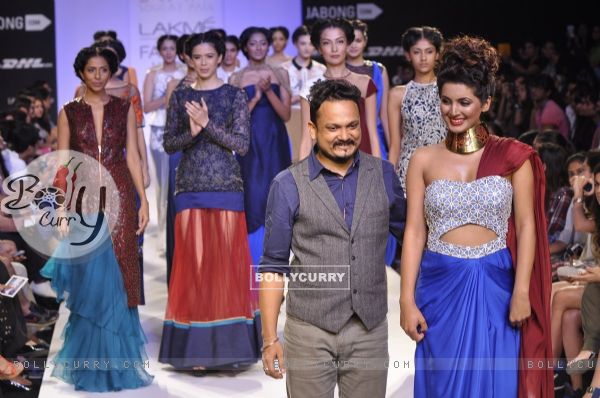 Geeta Basra with Sougat Paul for his collection, 'Soup' at the Lakme Fashion Week