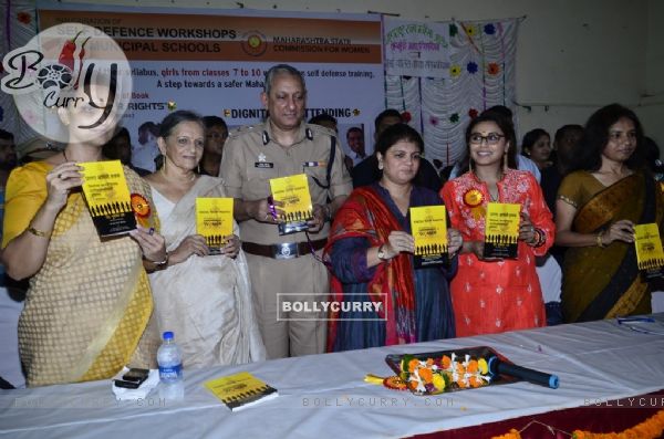 Rani Mukherjee Inaugurates Self Defence Workshop for BMC Girls