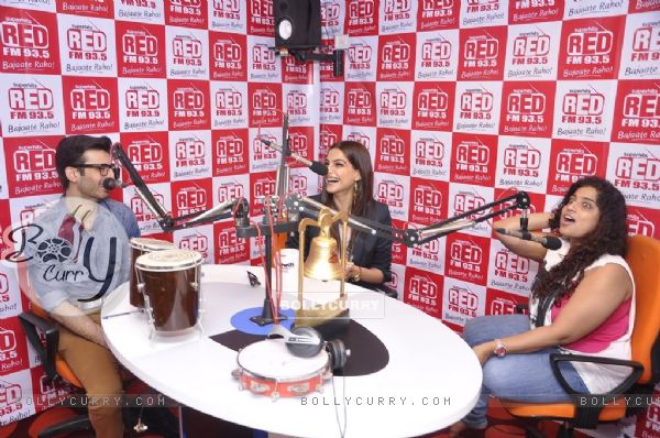 Sonam Kapoor and Fawad Khan with Rj Malishka at the Promotions of Khoobsurat on 93.5 Red FM (334133)