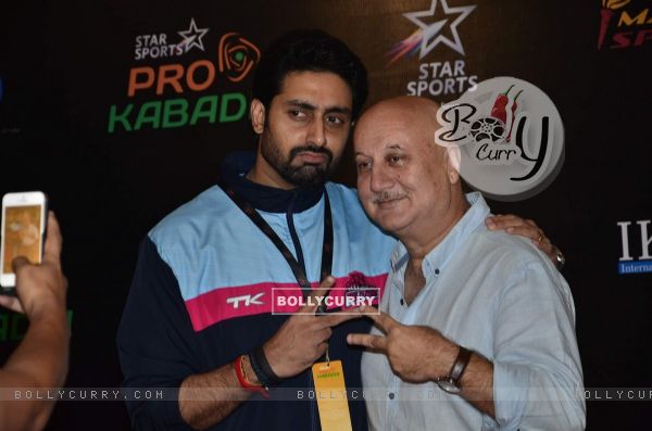 Abhishek Bachchan and Anupam Kher pose at the Pro Kabbadi League Semi Finals