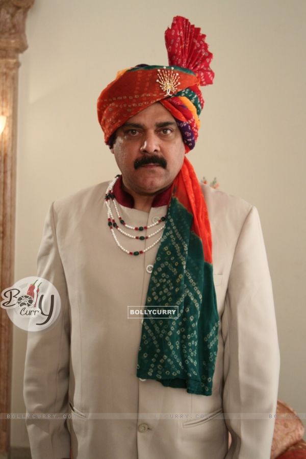 Pankaj Dheer as Raja Sahaab in Raja Ki Ayegi Baraat
