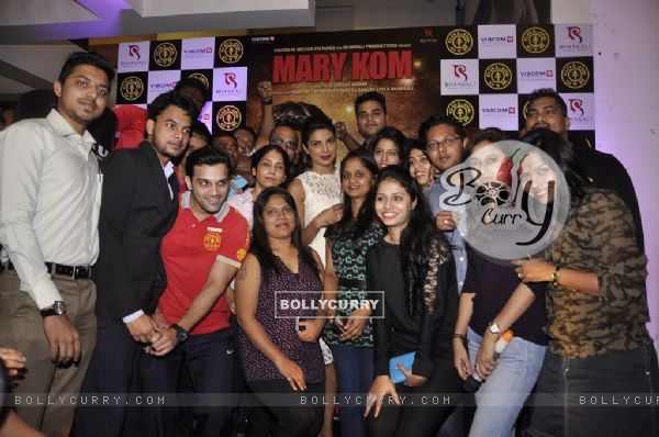 Promotions of Mary Kom at Gold's Gym (336241)
