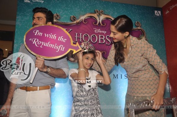 Sonam Kapoor gifts a tiara to a fan at the Promotions of Khoobsurat at Viviana Mall, Thane