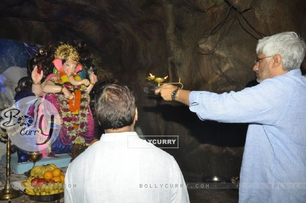 Vikram Bhatt performs an arti for Lord Ganesha