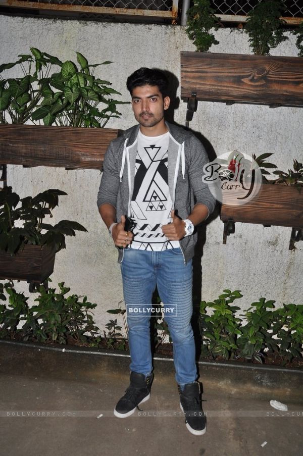 Gurmeet Choudhary poses for the media at the Premier of 3AM