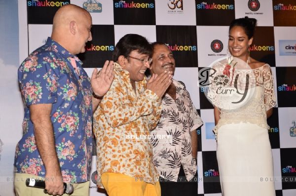 Annu Kapoor cracks a joke at the Trailer Launch of The Shaukeens (338939)