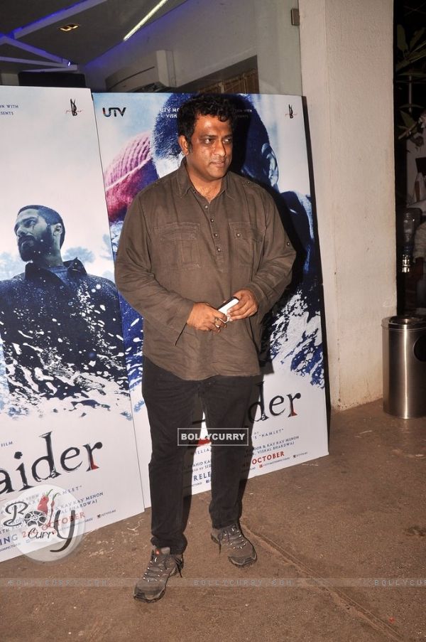Anurag Basu poses for the media at the Special Screening of Haider