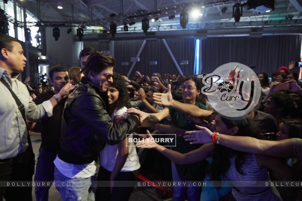 Shah Rukh Khan greets the fans at the Google Headquarters