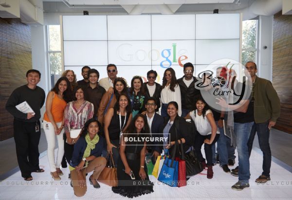 Happy New Year Cast at the Google Headquarters (339630)