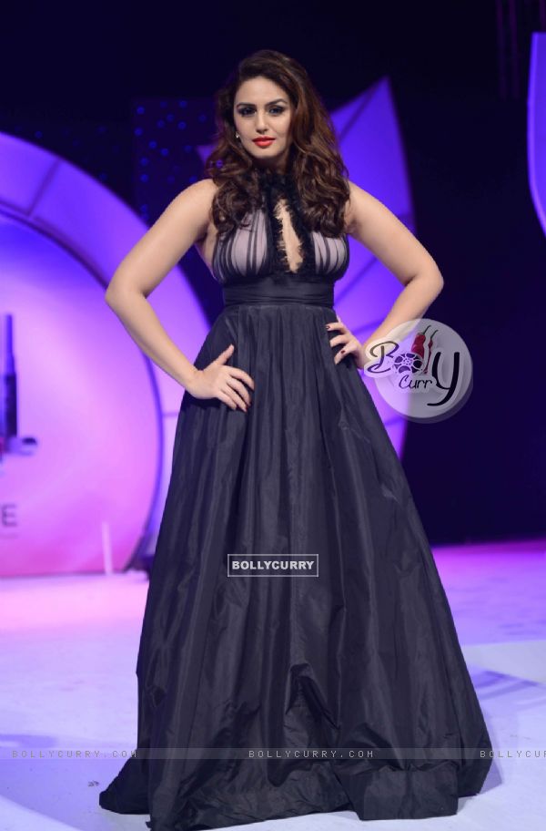 Huma Qureshi at A Panel Discussion by Oriflame