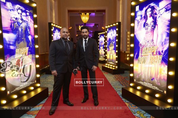 Vishal Shekhar were at the World Premiere of Happy New Year in Dubai (342280)