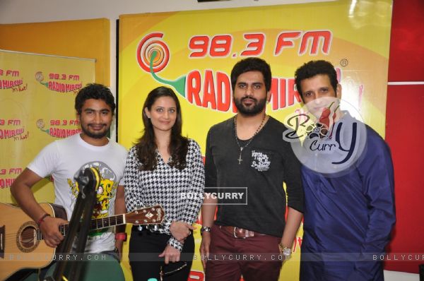 Team Super Nani for Promotions of at Radio Mirchi (342759)
