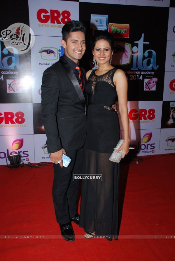 Ravi Dubey & Sargun Mehta were at the ITA Awards 2014