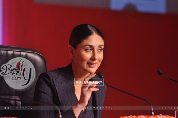 Kareena Kapoor addressing the audience at Mint Luxury Awards