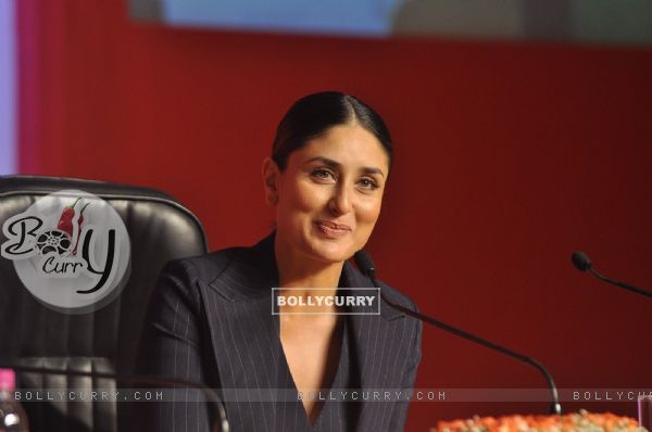 Kareena Kapoor snapped with a sweet smile at Mint Luxury Awards