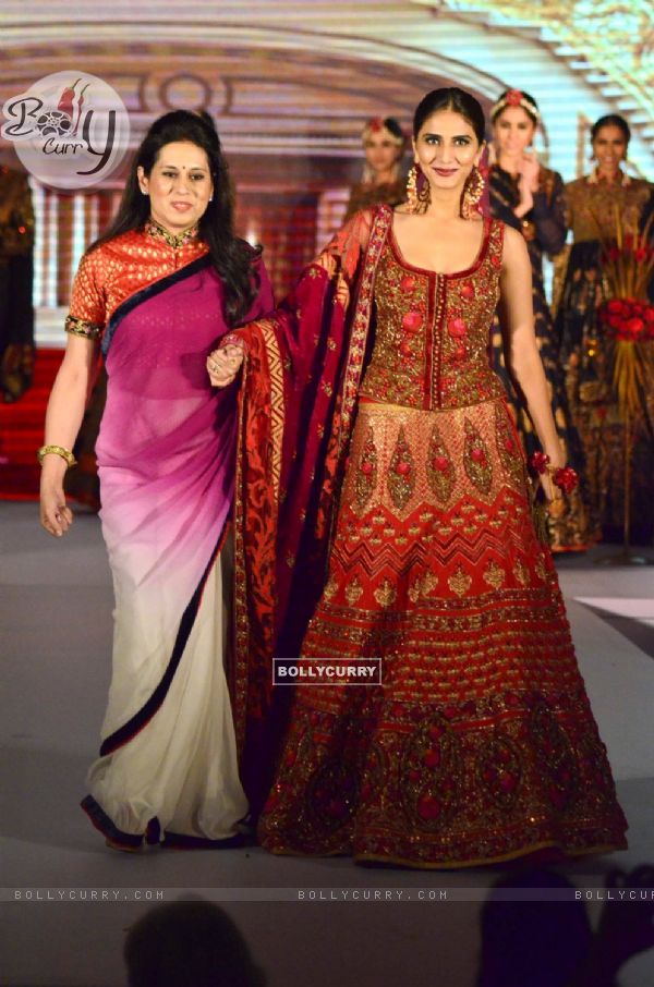 Vaani Kapoor walks at the The Royal Fable Show