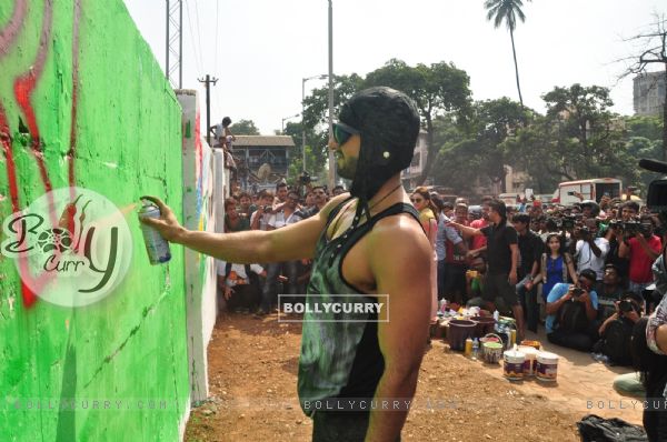 Ranveer Singh paints the wall at Kill Dil Graffiti Event (343879)