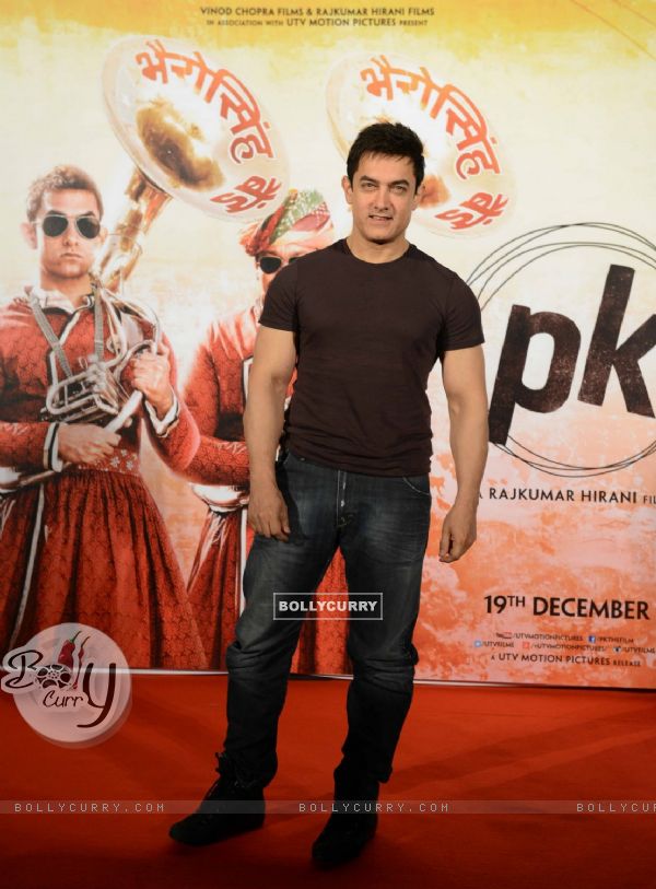 Aamir Khan poses for the media at the Song Launch of P.K. (343996)