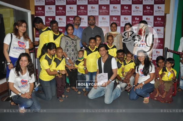 Shahrukh Khan poses with his fans at KidZania