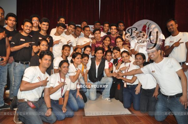 Shahrukh Khan poses with the staff at KidZania