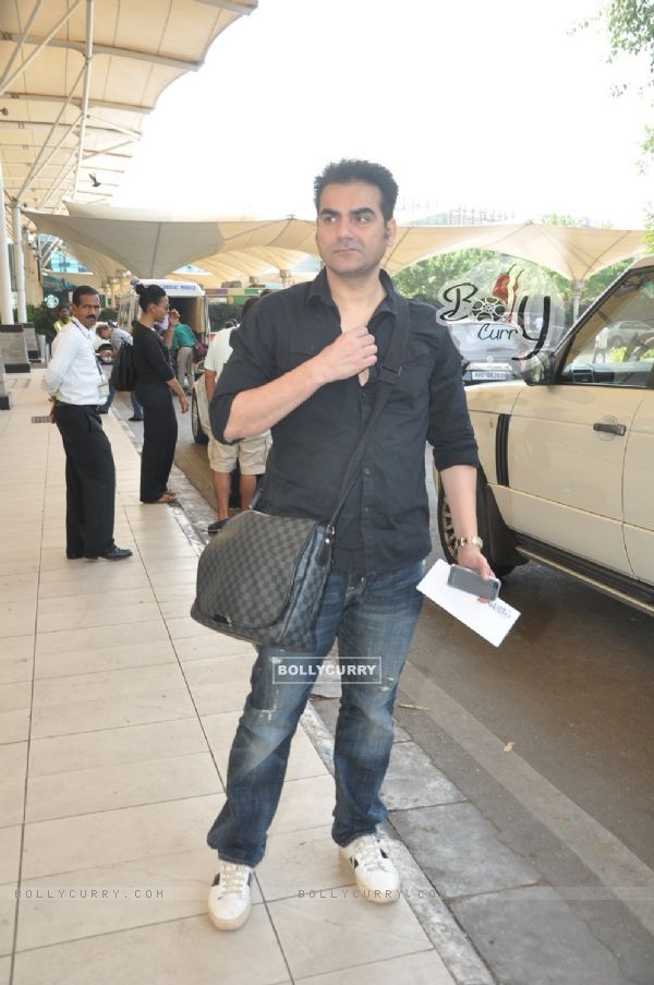 Arbaaz Khan was seena Leaving for Hyderabad