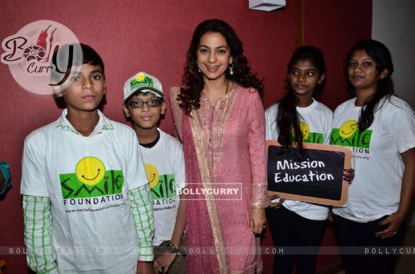 Juhi Chawla poses with children of Smile Foundation at the Launch of aarambhindia.org