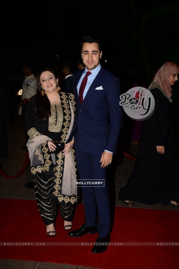 Imran Khan poses with wife Avantika at Arpita Khan's Wedding Reception