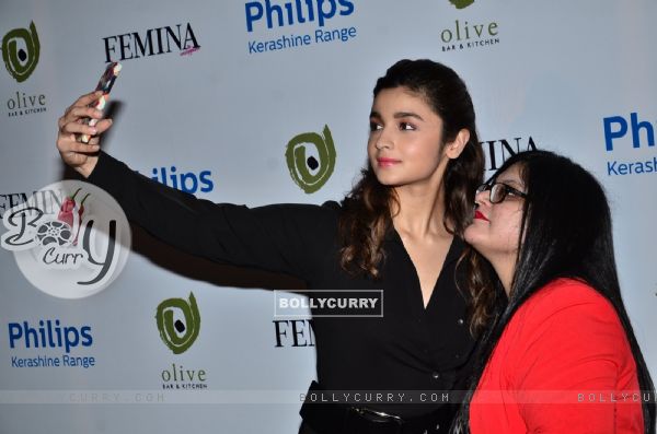 Alia Bhatt clicks a selfie with a fan at the Launch of Femina's New Cover