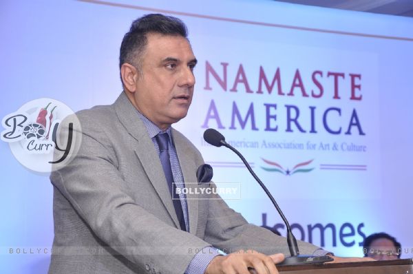 Boman Irani addressing the audience at Namaste America Event