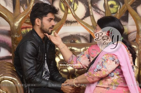 Gautam Gulati gets teary eyed after meeting his mother in the App Task in Bigg Boss 8