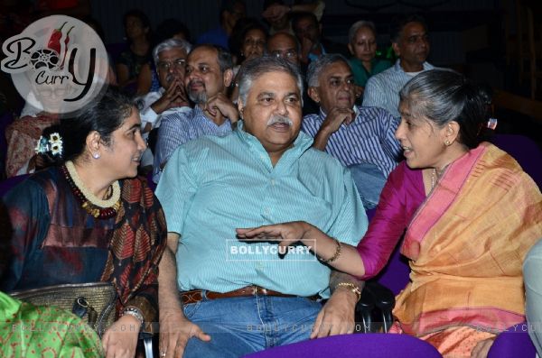 Ratna Pathak in conversation with Satish Shah and his wife