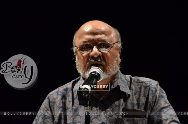 Shyam Benegal addressing the audience at Naseeruddin Shah's Book Launch