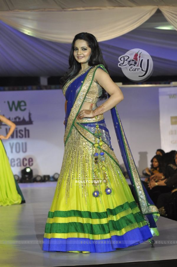 Giaa Manek walks the ramp at Wellingkar's 26/11 Tribute