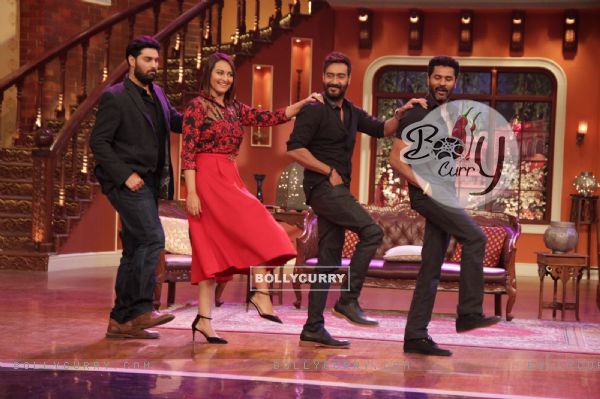 The cast of Action Jackson on Comedy Nights with Kapil (346563)
