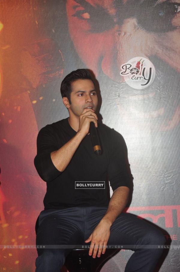 Varun Dhawan addressing the audience at the Trailer Launch of Badlapur (347088)