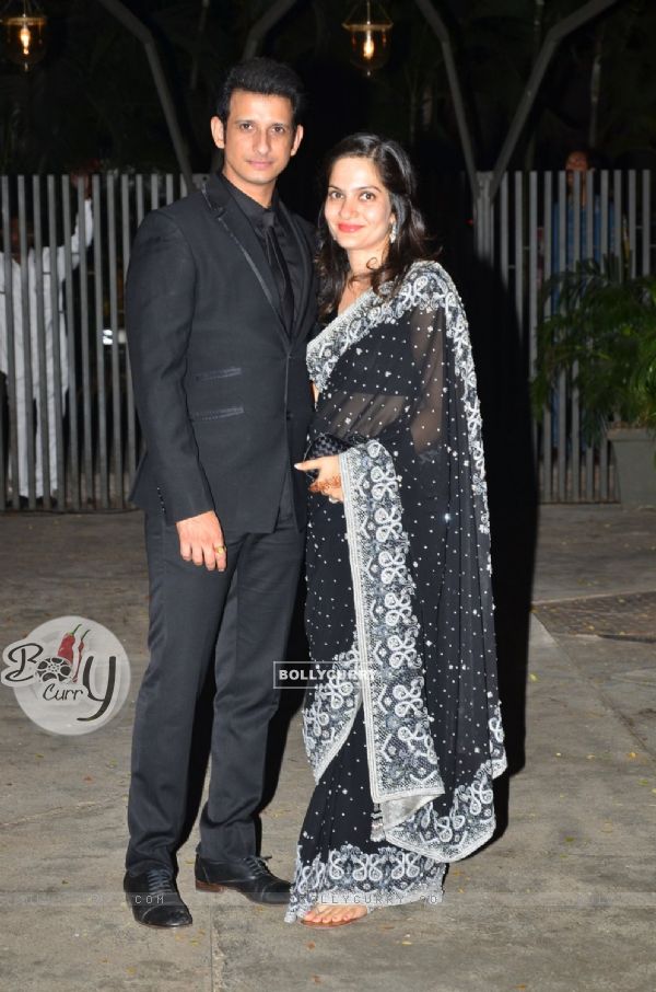 Sharman Joshi with his wife at Purbi Joshi & Valentino's Wedding