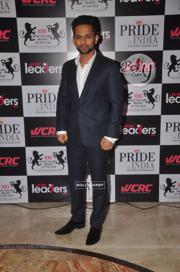Rahul Vaidya poses for the media at Pride of India Awards