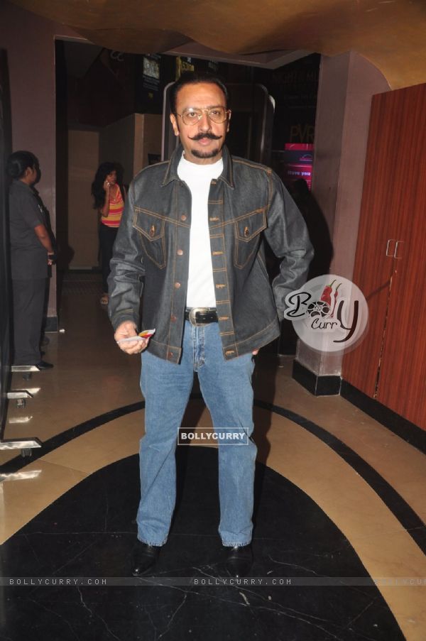 Gulshan Grover poses for the media at the Special Screening of P.K. (349293)