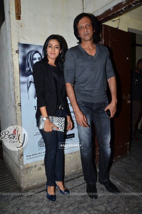 Kay Kay Menon with his wife at the Premier of Ugly (349904)
