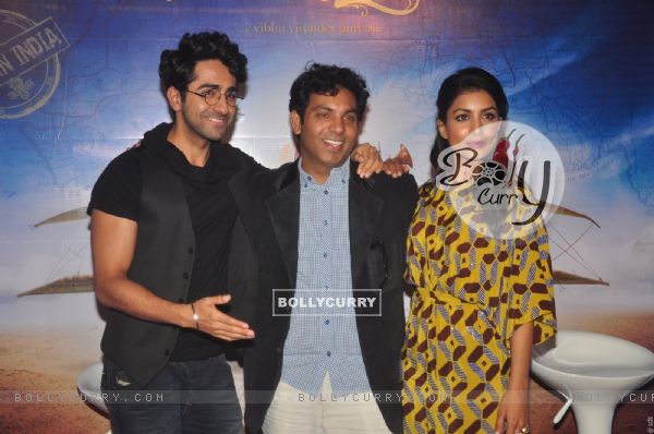 Team poses for the media at the Trailer Launch of Hawaizaada (350011)