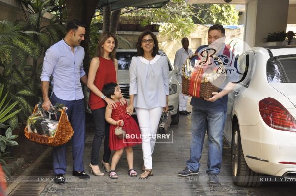 Samara Sahni snapped in a playful mood with the Kapoors at the Get-to-Gather for a Christmas Lunch