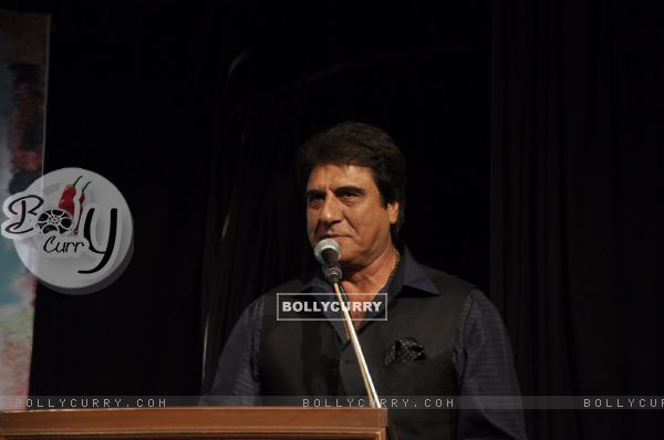 Raj Babbar addressing the audience at Ali Peter John Book Launch