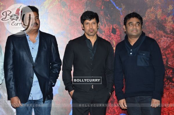 Team poses for the media at the Trailer Launch of I (350491)