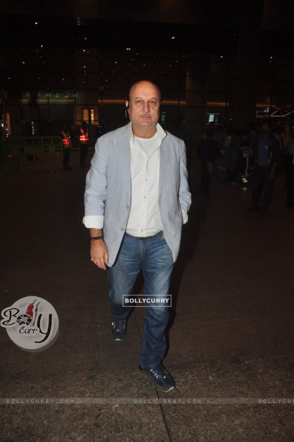 Anupam Kher was Snapped at Airport