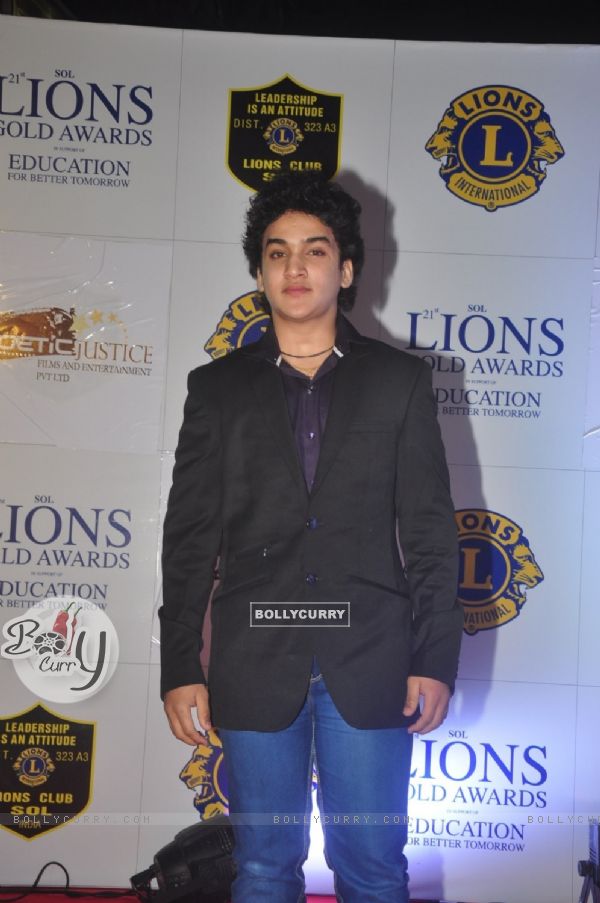 Faisal l Khan poses for the media at Lion Gold Awards